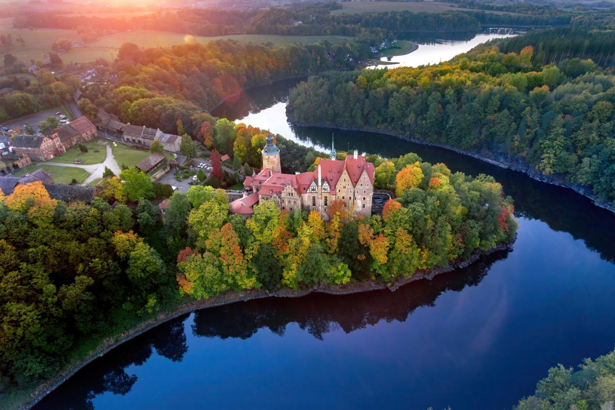 Zamek Czocha Aparthotel Lesna Luaran gambar