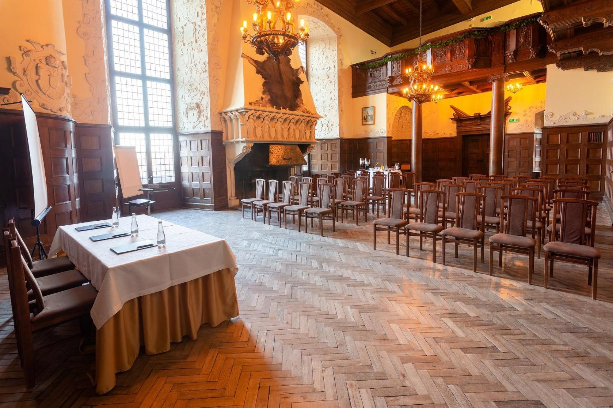 Zamek Czocha Aparthotel Lesna Luaran gambar