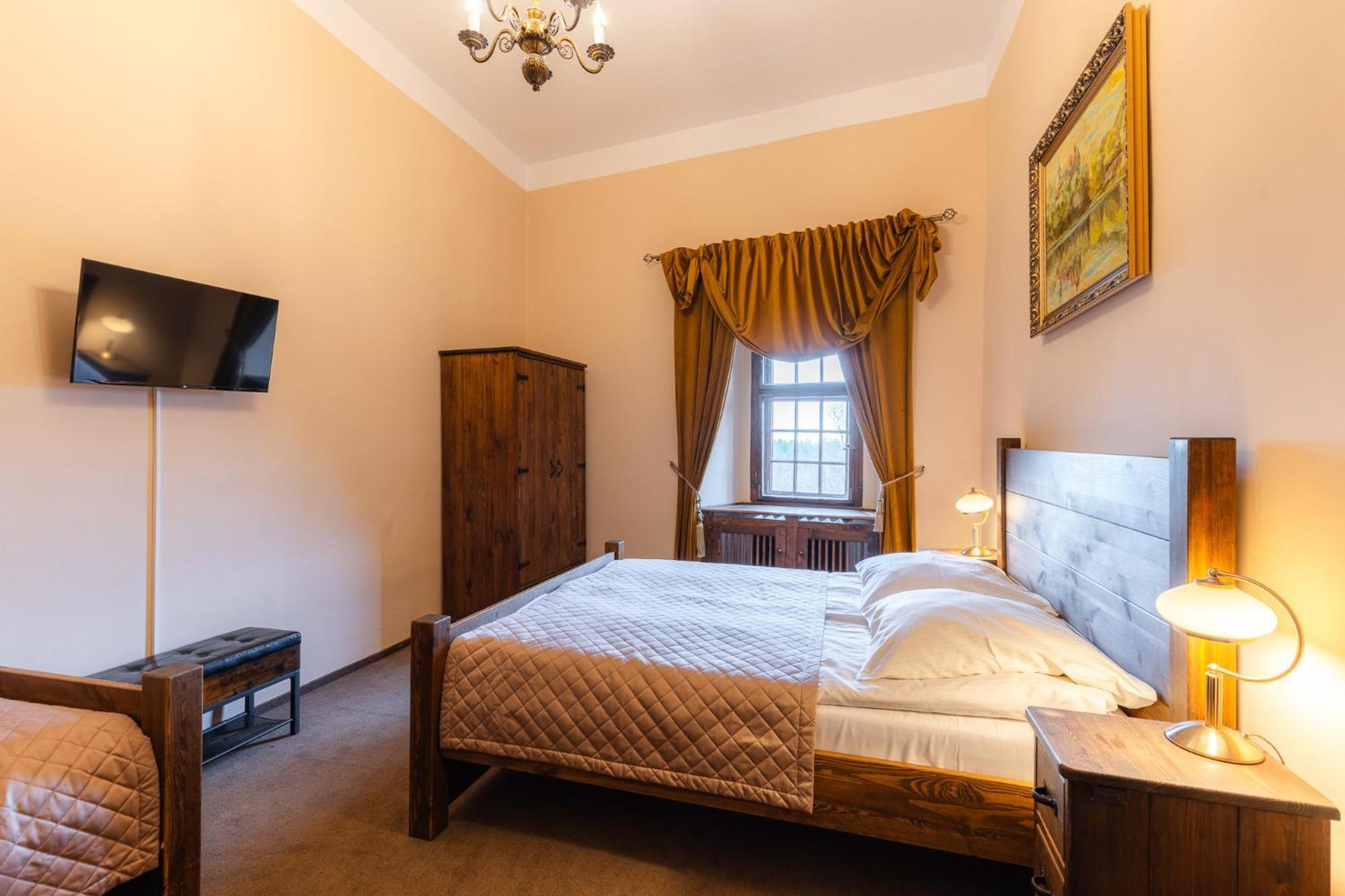 Zamek Czocha Aparthotel Lesna Luaran gambar