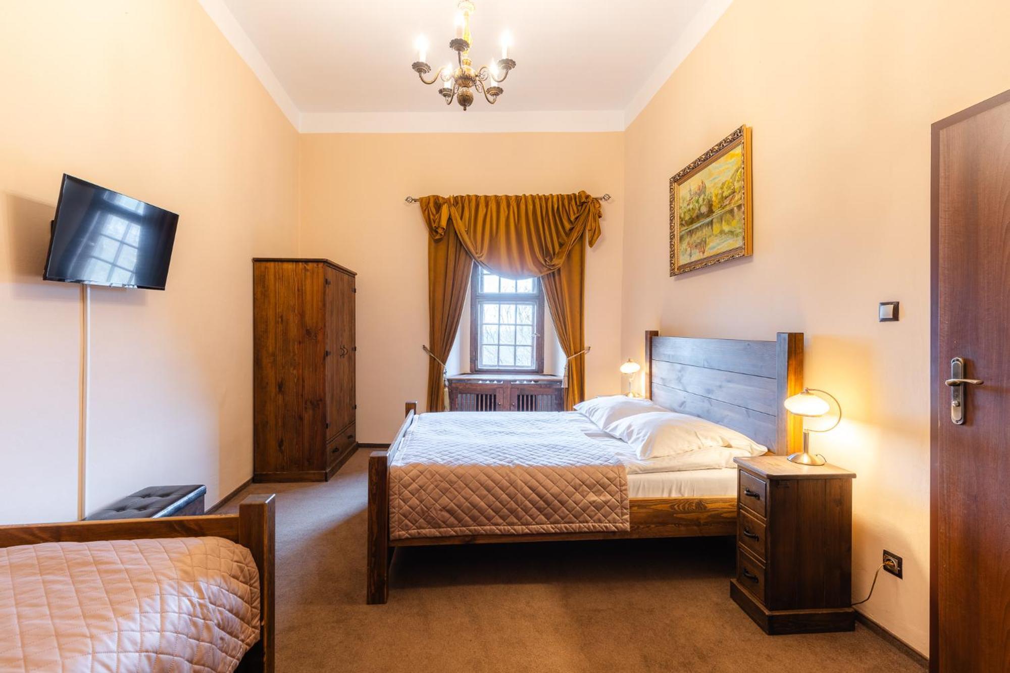 Zamek Czocha Aparthotel Lesna Luaran gambar