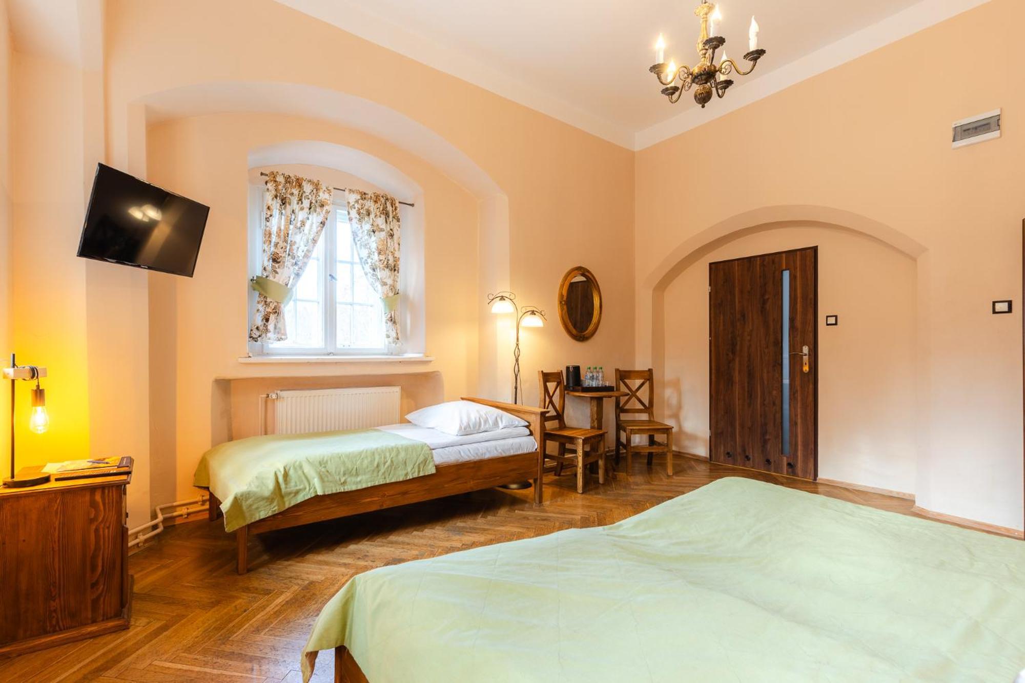 Zamek Czocha Aparthotel Lesna Luaran gambar