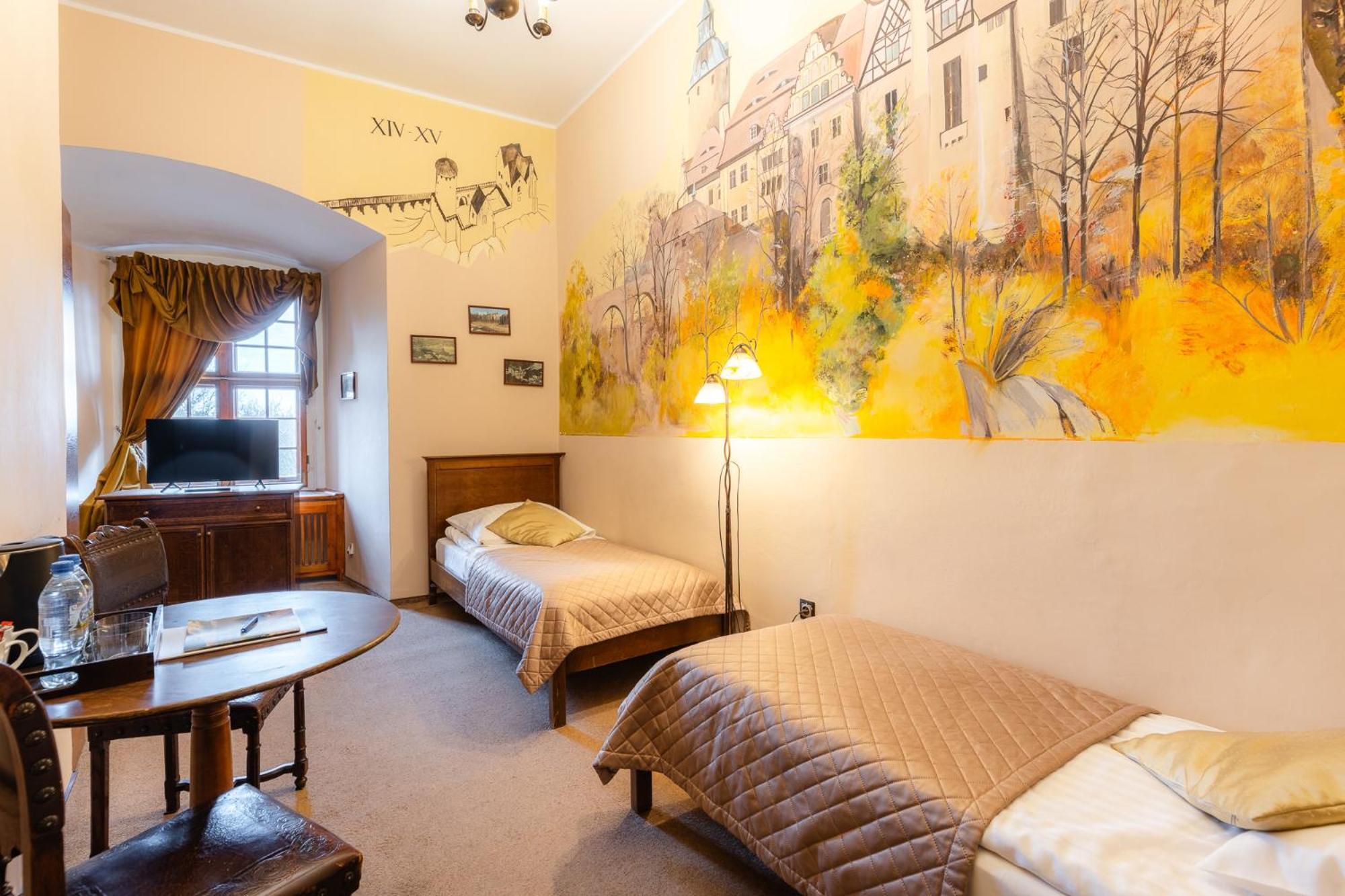 Zamek Czocha Aparthotel Lesna Luaran gambar